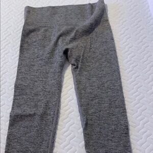 Colsie Gray Leggings with Elastic Waistband